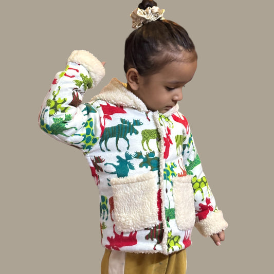 Cotton Flannel Jacket for Kids – Unisex with Sherpa Fur Lining & Patched Pockets in Multicolour Reindeer