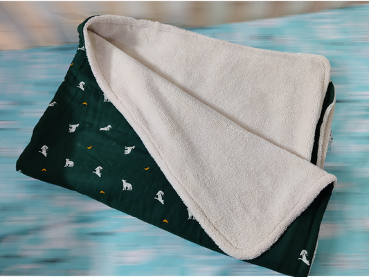Cotton Flannel and Sherpa Fur Toddler Blanket for Toddlers – Howling Wolf