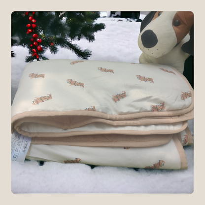 Soft Flannel and Muslin Quilted Toddler Blanket for Toddlers – Dachshund in Christmas Lights
