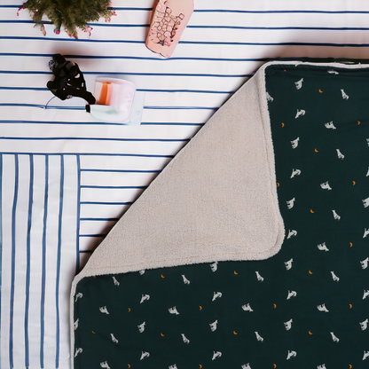 Cotton Flannel and Sherpa Fur Toddler Blanket for Toddlers – Howling Wolf