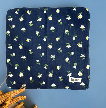 Ultra-Soft 4-Layer Muslin Baby Wipes – 30x30cm | Hypoallergenic & Rash-Free Multipurpose Hankies